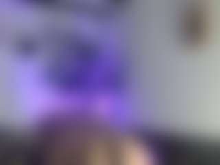 Live cam show with valeriesantana - New Shaved Pussy on liverealitysex.com