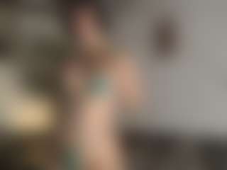 Live cam show with valeriesantana - New Brown Eyes on Uber Horny