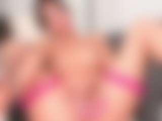 Live cam show with vicky-cherry - Fetish Curvy on Camsoda