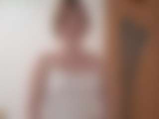 Live cam show with Luna Li - New White on CSO-WL | united states