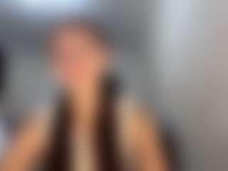 Live cam show with ZettaRuggieri - Blowjob on Camsoda