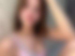 Live cam show with ZettaRuggieri - Blue Eyes on Camsoda