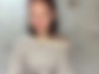 Live cam show with ZettaRuggieri - Camel Toe on CamClone