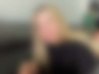 alyrasunKarl's Live Sex Cam Show