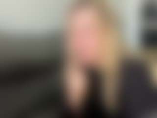 alyrasunKarl's Live Sex Cam Show