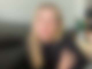 alyrasunKarl's Live Sex Cam Show
