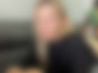 alyrasunKarl's Live Sex Cam Show
