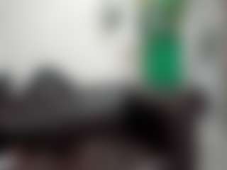 Live cam show with IrisIrs - Cub on Hubzter Live