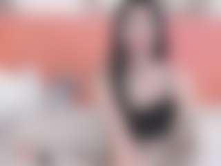 Live cam show with IrisIrs - Lean on Camsoda