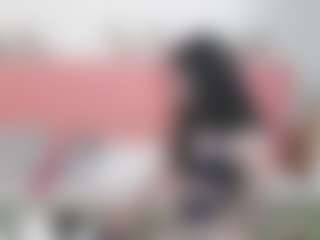 Live cam show with IrisIrs - Black Hair on fuklive.com