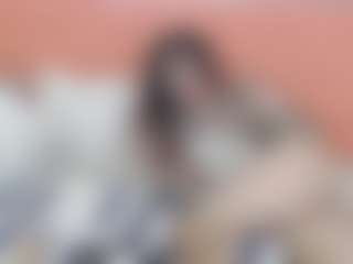 Show de câmera ao vivo com IrisIrs - Anal Toys no Camsoda