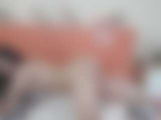 Live cam show with IrisIrs - India on livesexfox.com