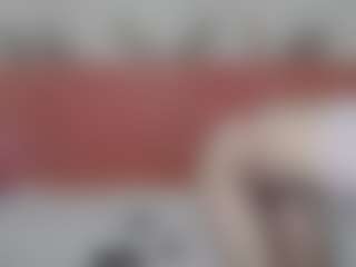 IrisIrs's Live Sex Cam Show