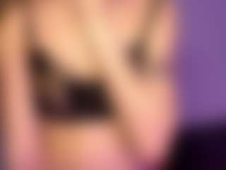 Live cam show with KerrySleppy - Blue Eyes on mypornchat.com