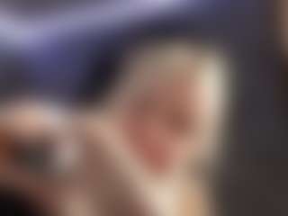 LouanneDucking's Live Sex Cam Show