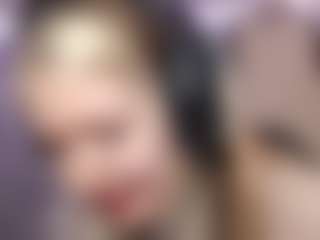 Live cam show with LouanneDucking - New White on Camsoda | united states