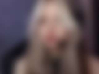 LouanneDucking's Live Sex Cam Show