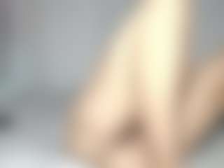 Mia-Wet's Live Sex Cam Show