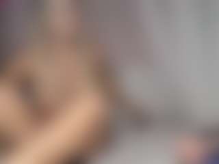 Mia-Wet's Live Sex Cam Show