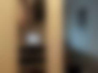 Mia-Wet's Live Sex Cam Show