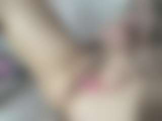 Mia-Wet's Live Sex Cam Show
