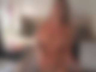 Mia-Wet's Live Sex Cam Show