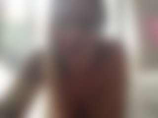 Mia-Wet's Live Sex Cam Show