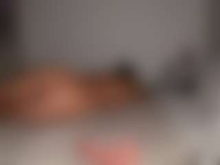 Mia-Wet's Live Sex Cam Show
