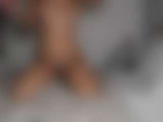 Mia-Wet's Live Sex Cam Show