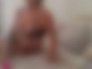 Mia-Wet's Live Sex Cam Show