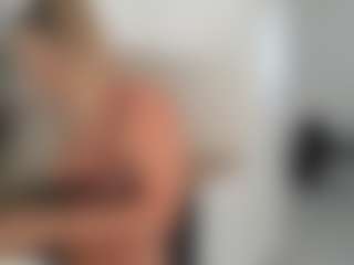 Mia-Wet's Live Sex Cam Show