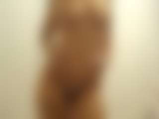 Mia-Wet's Live Sex Cam Show