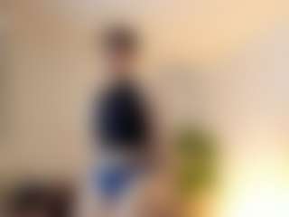 Live cam show with Samy-99 - New Brown Eyes on Camsoda Late Night