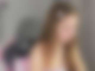 Live cam show with tiffanyroyalll - Striptease on Dare Cams