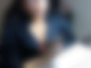 Live cam show with Valerillis - Granny Latina on luckytryst.com