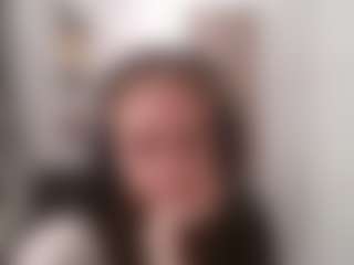 AnnamarieVonruden's Live Sex Cam Show