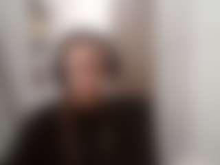 AnnamarieVonruden's Live Sex Cam Show