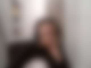 AnnamarieVonruden's Live Sex Cam Show