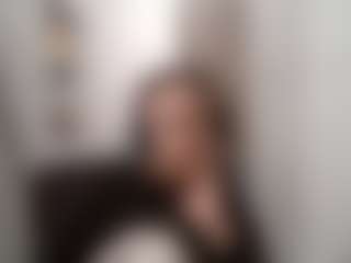 AnnamarieVonruden's Live Sex Cam Show
