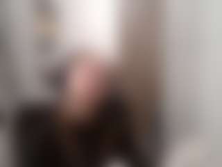 AnnamarieVonruden's Live Sex Cam Show