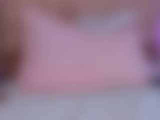 Emma-Ambar's Live Sex Cam Show