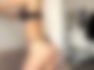 EstaGalster's Live Sex Cam Show