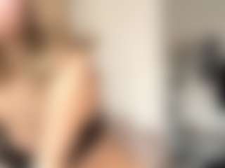 EstaGalster's Live Sex Cam Show