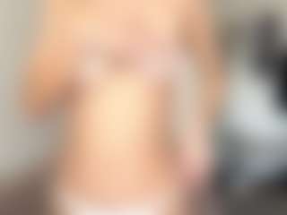 EstaGalster's Live Sex Cam Show