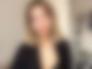 EstaGalster's Live Sex Cam Show