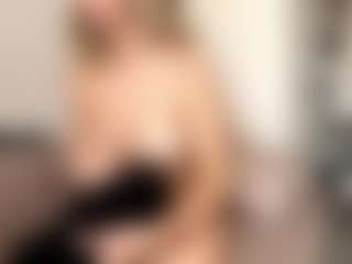 EstaGalster's Live Sex Cam Show