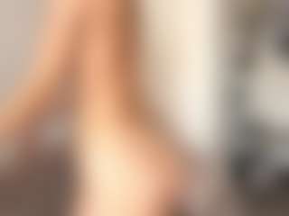 EstaGalster's Live Sex Cam Show