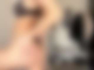 Live cam show with EstaGalster - BBW on Camsoda