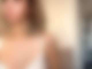 EstaGalster's Live Sex Cam Show
