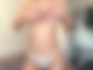 EstaGalster's Live Sex Cam Show